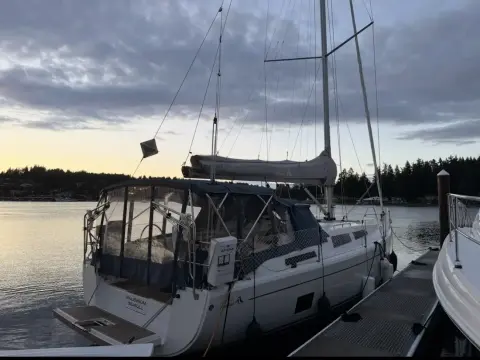 Hanse 418