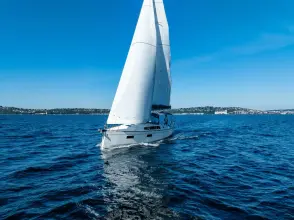 Thumbnail von Beneteau Oceanis 38.1 Grazie