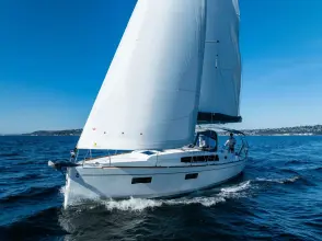 Thumbnail von Beneteau Oceanis 38.1 Grazie