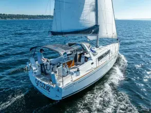 Thumbnail von Beneteau Oceanis 38.1 Grazie