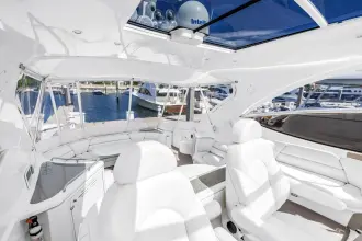 Thumbnail von Cruisers Yachts 5370 Express Rumpshaker The Remix