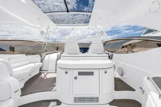 Thumbnail von Cruisers Yachts 5370 Express Rumpshaker The Remix