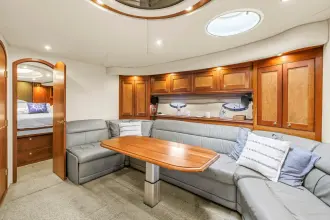 Thumbnail von Cruisers Yachts 5370 Express Rumpshaker The Remix