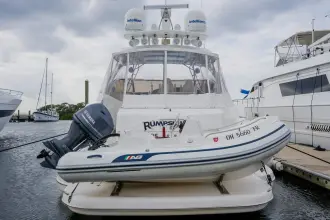 Thumbnail von Cruisers Yachts 5370 Express Rumpshaker The Remix