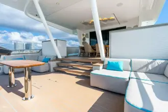 Thumbnail von Van Der Valk LeVen 90 LADY SADIE