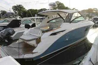 Thumbnail von Sea Ray Sundancer 320