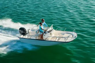 Thumbnail von Boston Whaler 150 Montauk