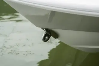 Thumbnail von Boston Whaler 150 Montauk