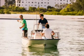 Thumbnail von Boston Whaler 150 Montauk