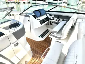 Thumbnail von Sea Ray SLX 310 Outboard
