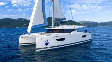 Fountaine Pajot Astrea 42 Nauti Mollie