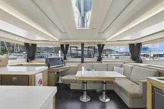 Thumbnail von Fountaine Pajot Astrea 42 Nauti Mollie