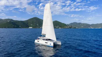 Thumbnail von Fountaine Pajot Astrea 42 Nauti Mollie