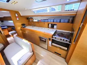 Thumbnail von Jeanneau Sun Odyssey 479 Adventure 1