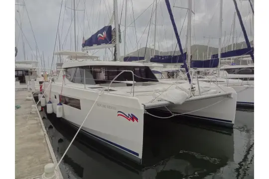 Leopard 45 Beso Del Viento