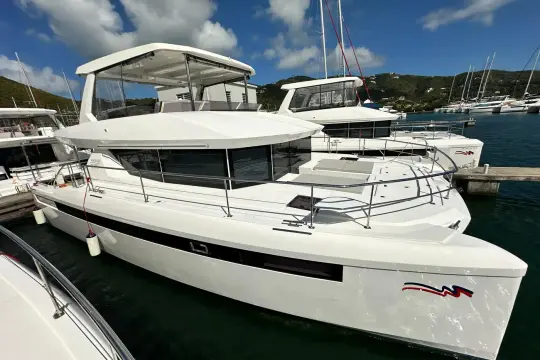 Leopard 46 Powercat  Triton