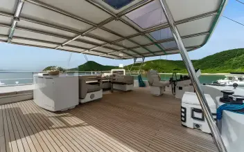 Thumbnail von Sunreef Yachts 70 OCEAN VIBES