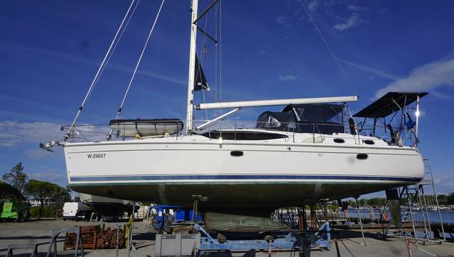 Hunter HUNTER 50 Centercockpit