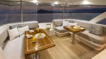 Thumbnail von Riviera 72 Sports Motor Yacht