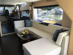Thumbnail von Sunseeker 86 Yacht Blue Marker