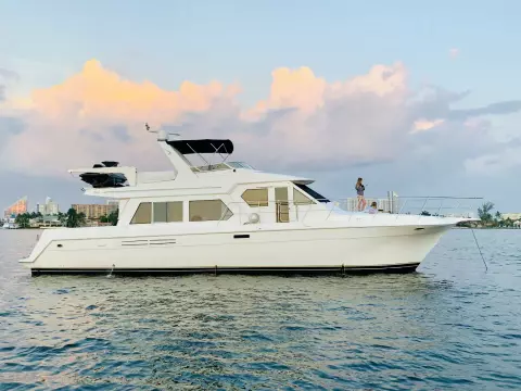 Navigator 5700 Rival The Motley Crew