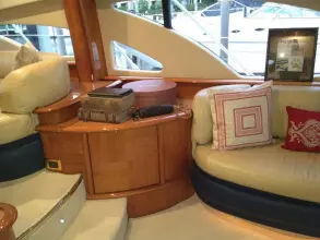 Thumbnail von Azimut 62