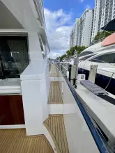 Thumbnail von Azimut Fly 53 Searenity II
