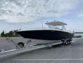 Thumbnail von Midnight Express 39 Center Console Cuddy
