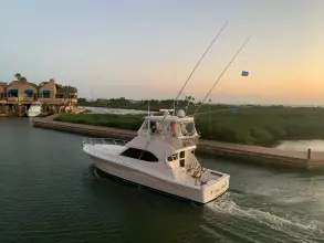 Thumbnail von Riviera 42 Flybridge