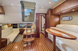 Thumbnail von Tiara Yachts 3900 Sovran