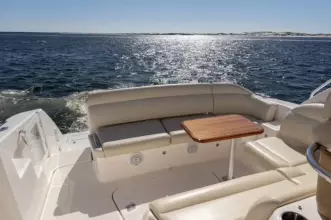 Thumbnail von Tiara Yachts 3900 Sovran