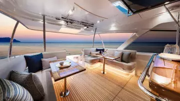 Thumbnail von Riviera 68 Sports Motor Yacht