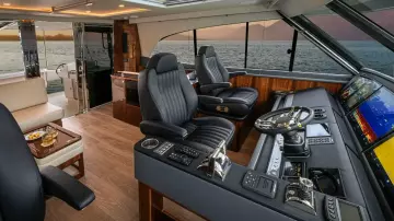 Thumbnail von Riviera 64 Sports Motor Yacht