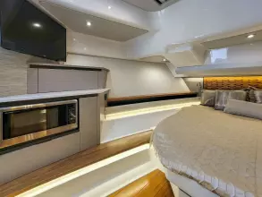 Thumbnail von Tiara Yachts 48LS