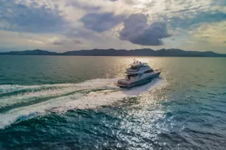 Thumbnail von Riviera 68 Sports Motor Yacht Fat Boy