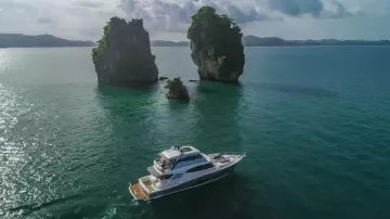 Thumbnail von Riviera 68 Sports Motor Yacht Fat Boy