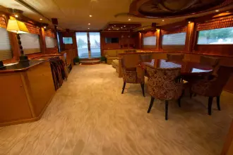 Thumbnail von President 100 Motor Yacht Glen Ellen
