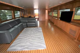 Thumbnail von Hatteras 80 Enclosed Bridge Skylounge