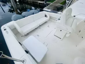 Thumbnail von Intrepid 390 Sport Yacht