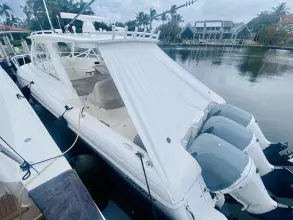 Thumbnail von Intrepid 390 Sport Yacht