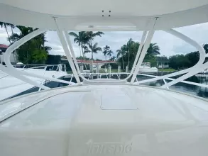 Thumbnail von Intrepid 390 Sport Yacht