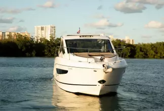 Thumbnail von Sea Ray 350 Sundancer Coupe