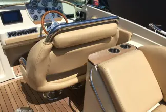 Thumbnail von Chris-Craft Corsair 28