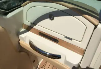 Thumbnail von Chris-Craft Corsair 28