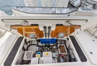 Thumbnail von Boston Whaler 405 Conquest Lobo Del Mar II