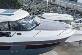 Thumbnail von Beneteau Antares 9